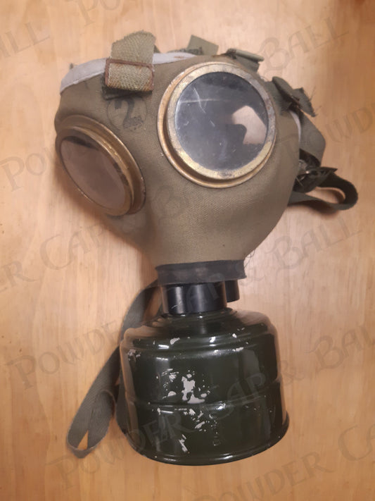 Hungarian M75 Gas Mask