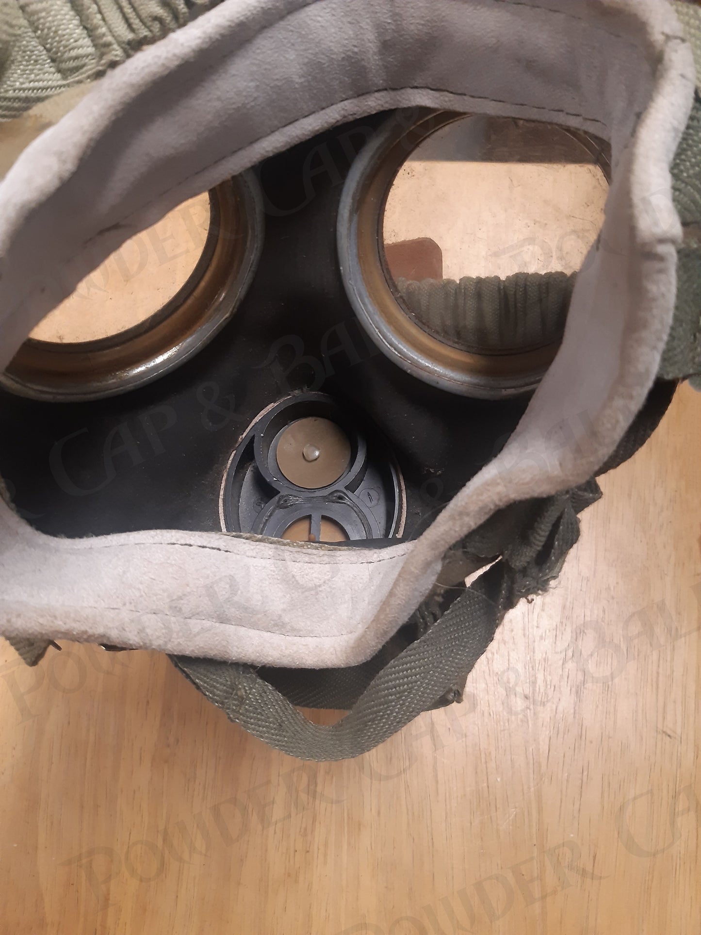 Hungarian M75 Gas Mask